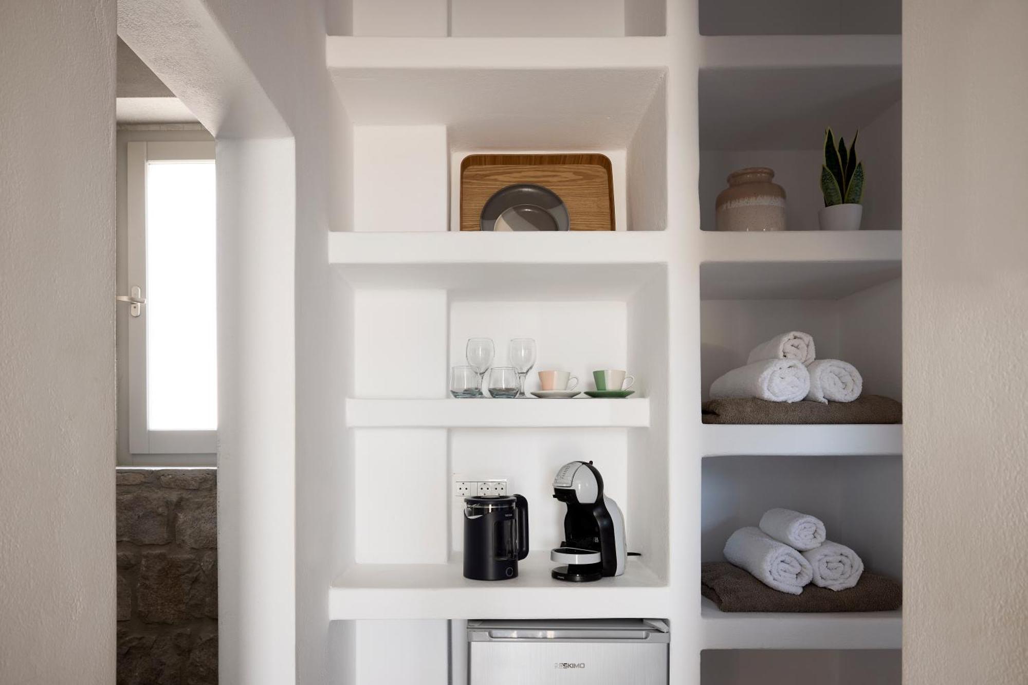 Kedros Milos Suites Adamantas  Dış mekan fotoğraf