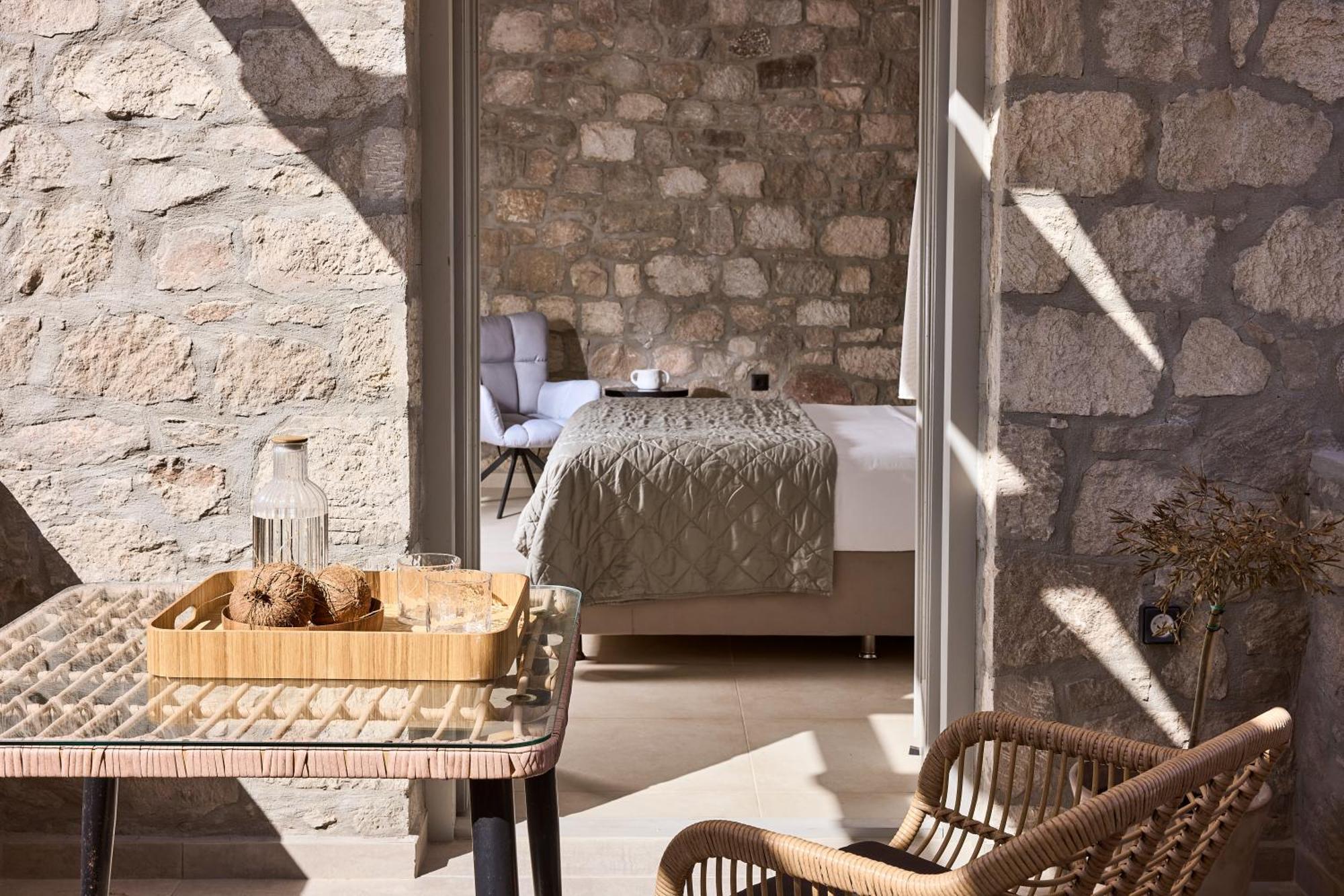 Kedros Milos Suites Adamantas  Oda fotoğraf
