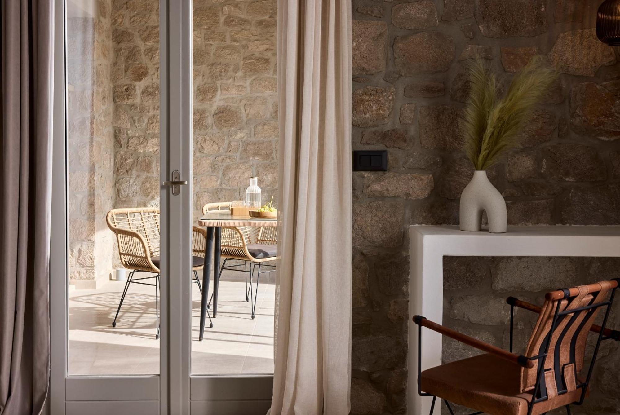 Kedros Milos Suites Adamantas  Oda fotoğraf