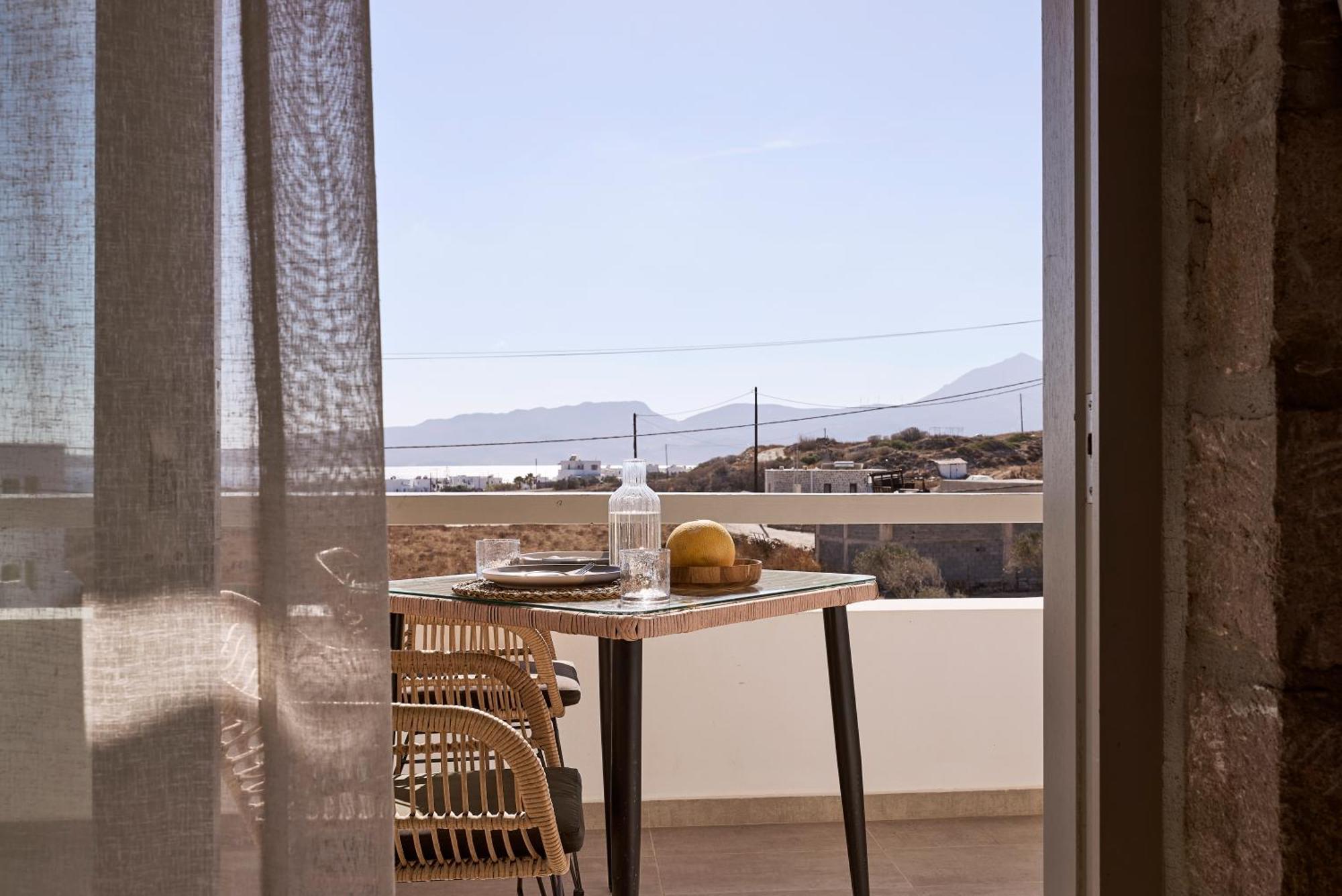 Kedros Milos Suites Adamantas  Dış mekan fotoğraf